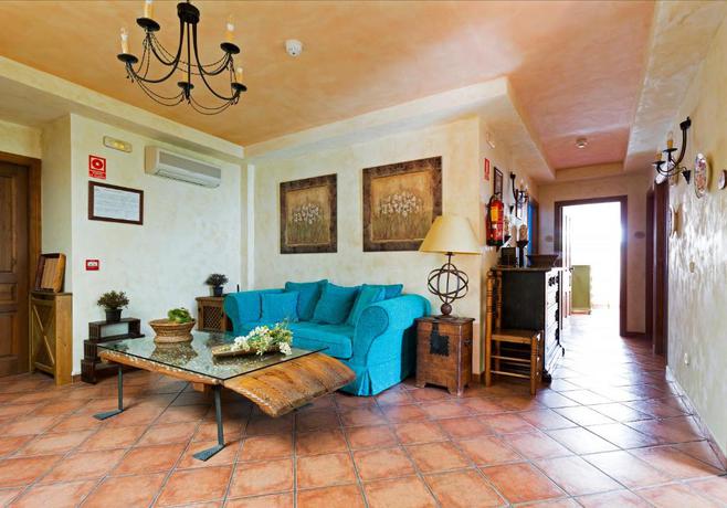 Imagen de los interiores del Hostal Rural Santa B&aacute;rbara. Foto 12