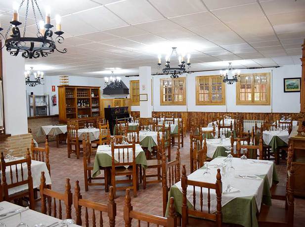 Imagen del bar/restaurante del Hostal Rural Valverde. Foto 2