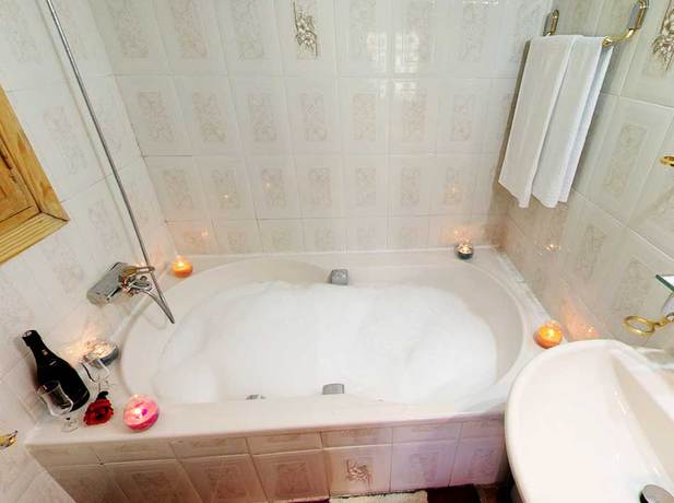 Imagen de los interiores del Hostal Rural Valverde. Foto 7