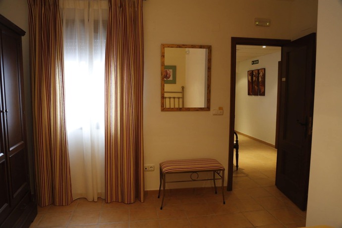 Imagen de la habitación del Hostal Rural Zahara. Foto 13