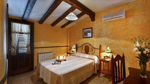 Imagen de la habitación del Hostal Ruta De Lorca. Foto 7
