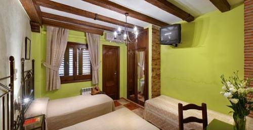Imagen de la habitación del Hostal Ruta De Lorca. Foto 8