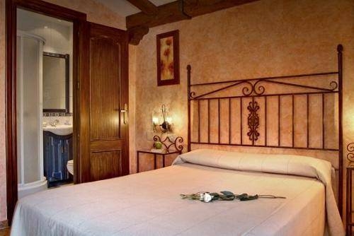 Imagen de la habitación del Hostal Ruta De Lorca. Foto 10