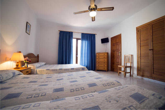 Imagen general del Hostal Sa Rota. Foto 7