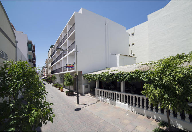 Imagen general del Hostal Sa Rota. Foto 13