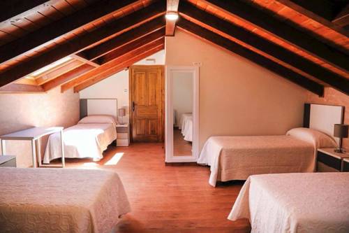 Imagen de la habitación del Hostal Saint James Way. Foto 6