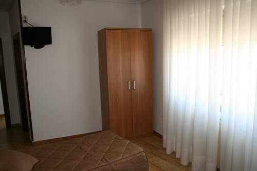 Imagen de la habitación del Hostal San Andr&eacute;s, N&aacute;jera. Foto 13