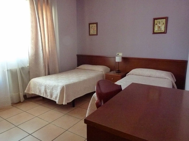 Imagen de la habitación del Hostal San Andres, Soria. Foto 4