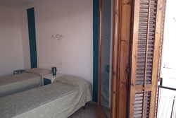 Imagen de la habitación del Hostal San Carlos LLoret. Foto 3