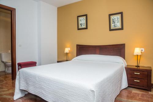 Imagen de la habitación del Hostal San Cayetano. Foto 7