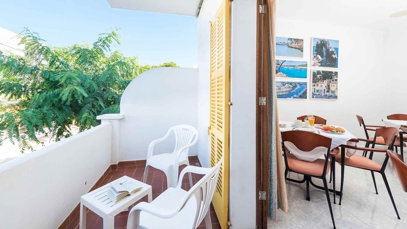 Imagen de la habitación del Hostal San Francisco, Cala d'Or. Foto 7