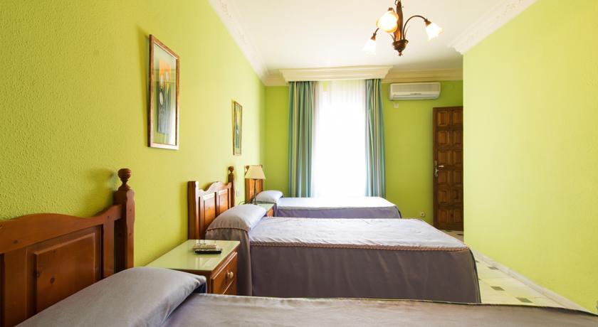 Imagen general del Hostal San Francisco, Granja de Torrehermosa. Foto 4