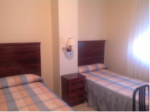 Imagen de la habitación del Hostal San Froilan. Foto 9