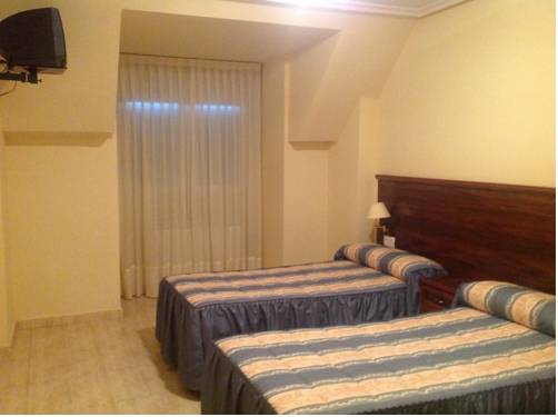 Imagen de la habitación del Hostal San Froilan. Foto 15