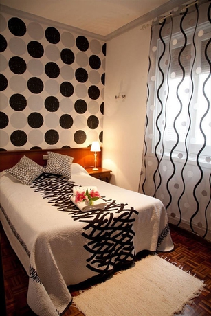 Imagen de la habitación del Hostal San Isidro, Centro de Madrid. Foto 8