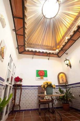 Imagen general del Hostal San Juan, Salobreña. Foto 13