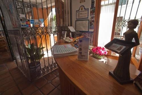 Imagen general del Hostal San Juan, Salobreña. Foto 14