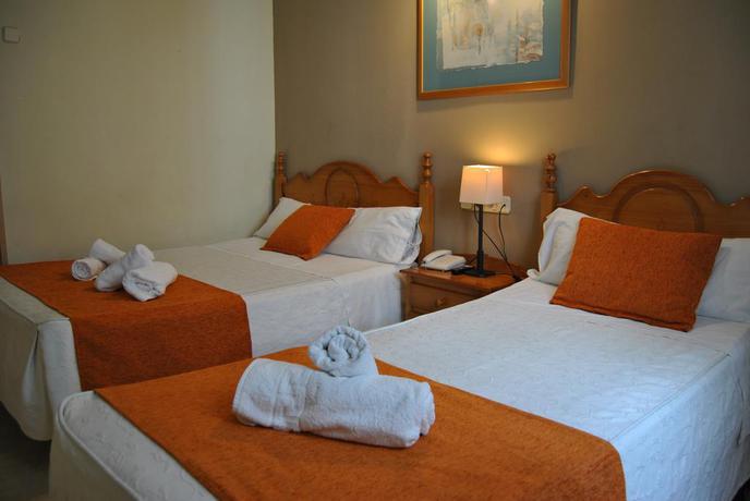 Imagen de la habitación del Hostal San Lorenzo, Gran V&iacute;a. Foto 6