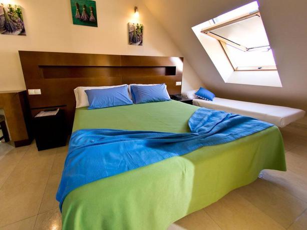 Imagen de la habitación del Hostal San Marcos, San Martín de la Vega. Foto 6