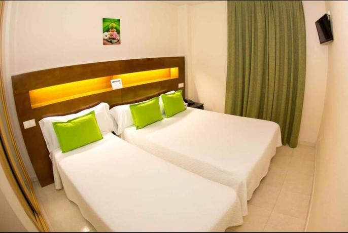 Imagen de la habitación del Hostal San Marcos, San Martín de la Vega. Foto 9