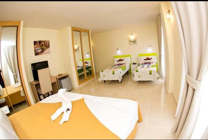 Imagen de la habitación del Hostal San Marcos, San Martín de la Vega. Foto 12