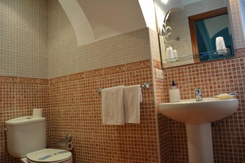 Imagen de la habitación del Hostal San Miguel, Trujillo. Foto 7