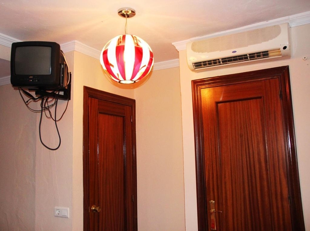 Imagen general del Hostal San Miguel by Croma. Foto 7