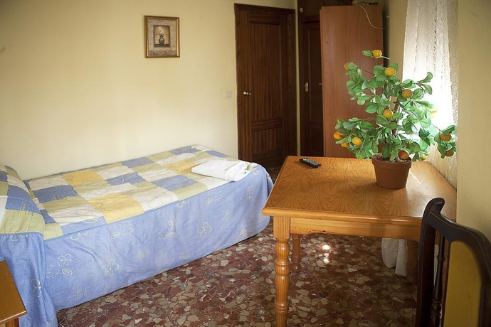 Imagen general del Hostal San Miguel by Croma. Foto 15