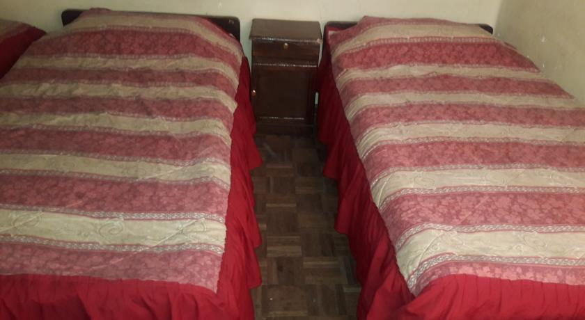 Imagen de la habitación del Hostal San Pedro Velmont. Foto 5