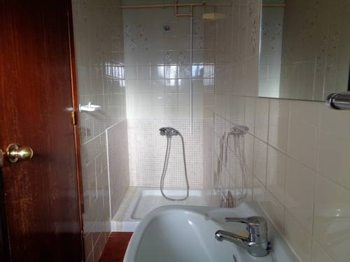 Imagen de la habitación del Hostal San Rafael, Córdoba Provincia. Foto 4