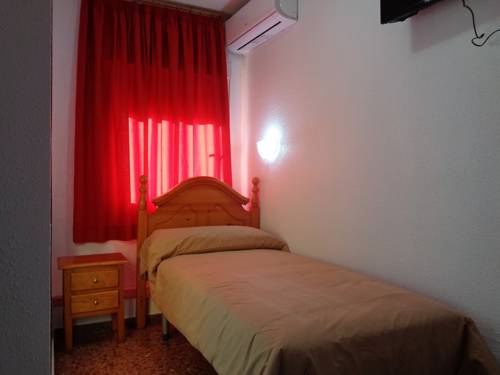 Imagen de la habitación del Hostal San Rafael, Córdoba Provincia. Foto 5