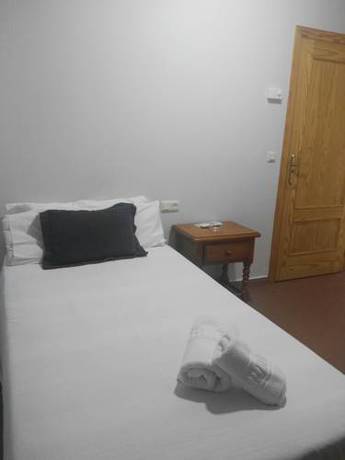 Imagen de la habitación del Hostal San Roque, Guadalajara. Foto 2