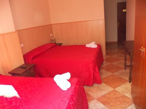Imagen de la habitación del Hostal San Roque, Guadalajara. Foto 7