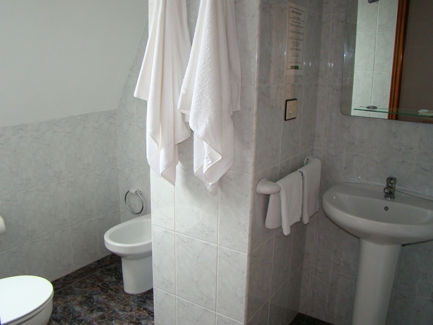 Imagen de la habitación del Hostal San Roque, Portonovo. Foto 6