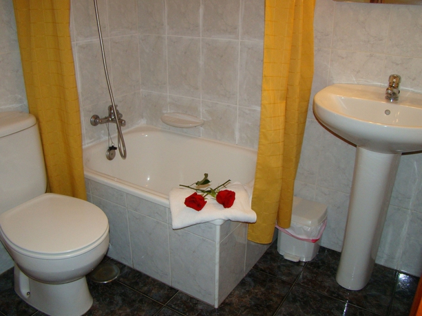 Imagen de la habitación del Hostal San Roque, Portonovo. Foto 9