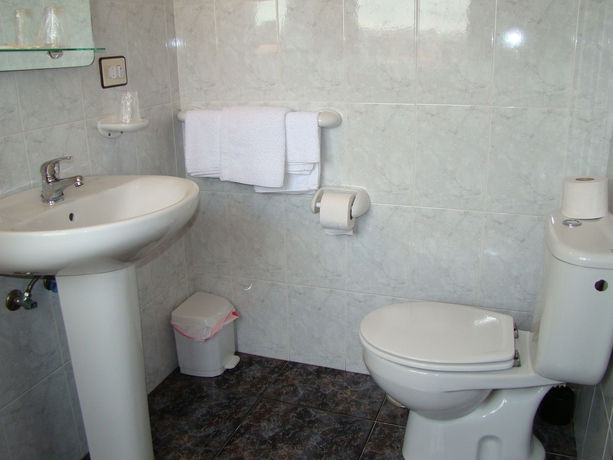 Imagen de la habitación del Hostal San Roque, Portonovo. Foto 12