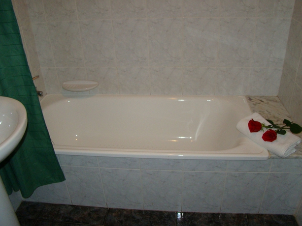 Imagen de la habitación del Hostal San Roque, Portonovo. Foto 15