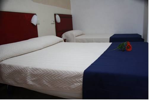 Imagen general del Hostal Sant Jordi, Tossa de Mar. Foto 2