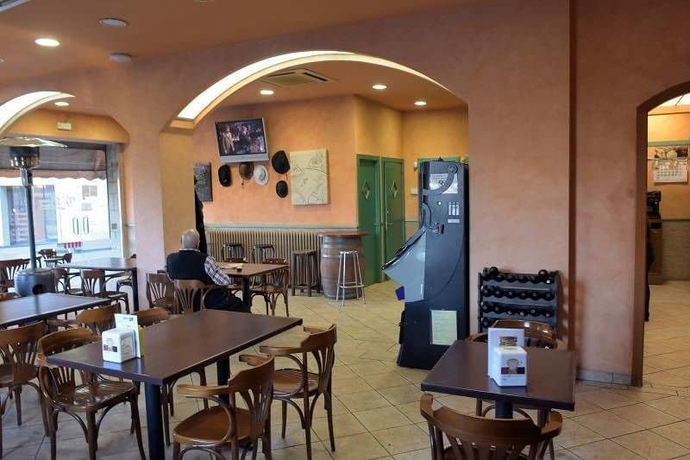 Imagen del bar/restaurante del Hostal Sant Miquel. Foto 4
