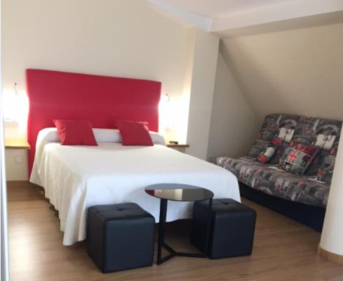 Imagen general del Hostal Santa Baia. Foto 8