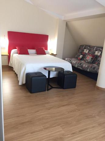 Imagen general del Hostal Santa Baia. Foto 10