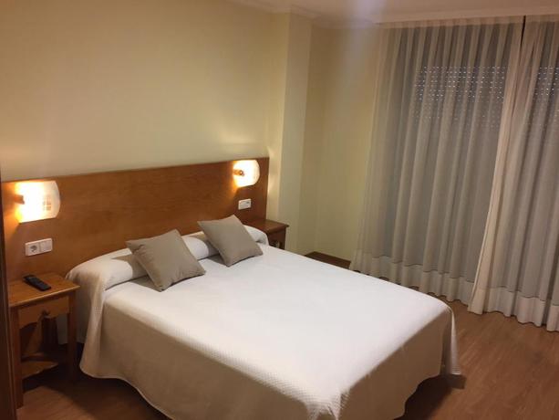 Imagen general del Hostal Santa Baia. Foto 14