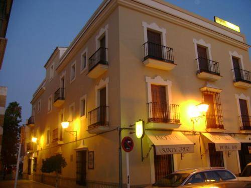 Imagen general del Hostal Santa Cruz, Los Palacios y Villafranca. Foto 2