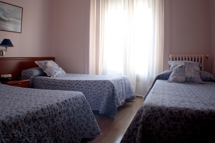 Imagen de la habitación del Hostal Santa Cruz, Plaza Mayor. Foto 9