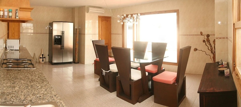 Imagen del bar/restaurante del Hostal Santa Eulalia, Santa Eulalia des Riu. Foto 3