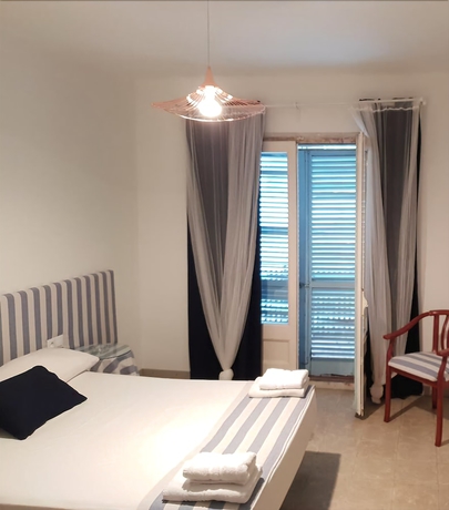 Imagen de la habitación del Hostal Santa Gemma. Foto 7