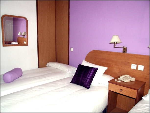 Imagen de la habitación del Hostal Santa Marta, Aranjuez. Foto 10
