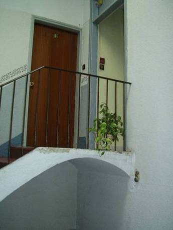Imagen de los interiores del Hostal Santa Teresa, Reus. Foto 15