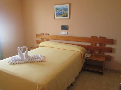 Imagen de la habitación del Hostal Santi, Es Calo. Foto 3