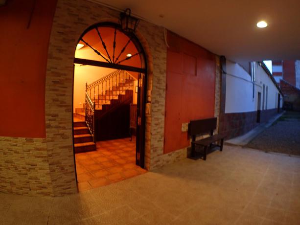 Imagen general del Hostal Santiago, Carrión de los Condes. Foto 3